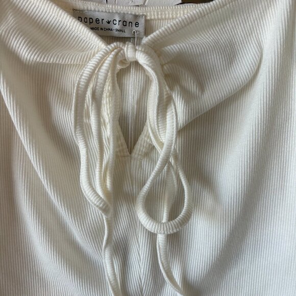 NWT - Paper Crane Cream Keyhole Crop Top - Picture 2 of 8